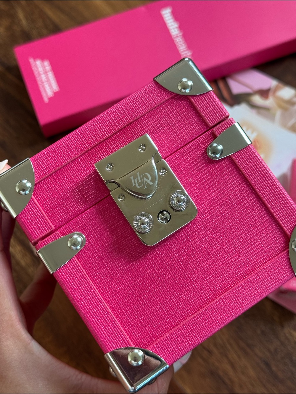 Huda Beauty Bundle • check photos carefully - Picture 3 of 17
